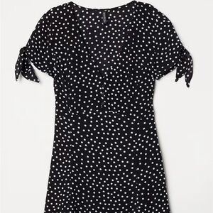 H&M Black and White Polka Dot Tie-Sleeve Dress